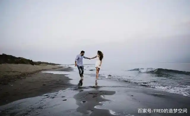 情侣摄影姿势分享_100种姿势摆拍双人_情侣摄影创意
